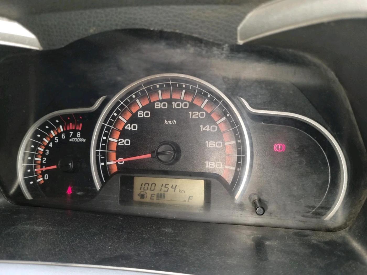 2015 Maruti Alto K10 VXI, Petrol, Manual, 1,00,154 km, interior