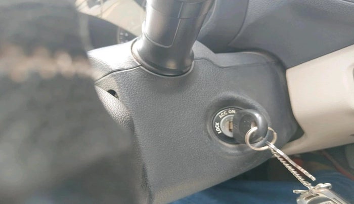 2019 Hyundai NEW SANTRO MAGNA, Petrol, Manual, 1,12,482 km, interior