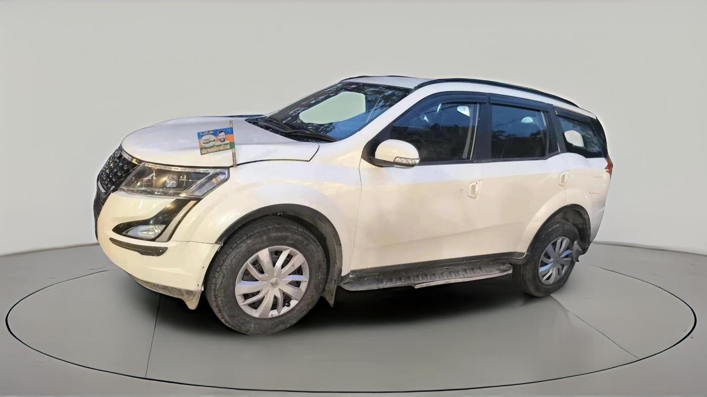 2019 Mahindra XUV500 W7, Diesel, Manual, 88,065 km, exterior