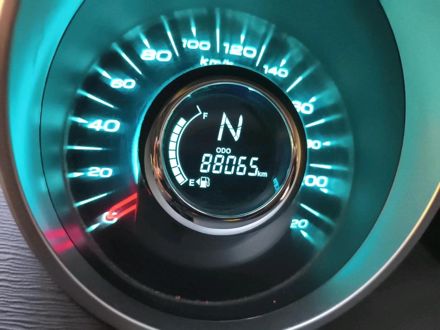 2019 Mahindra XUV500 W7, Diesel, Manual, 88,065 km, interior