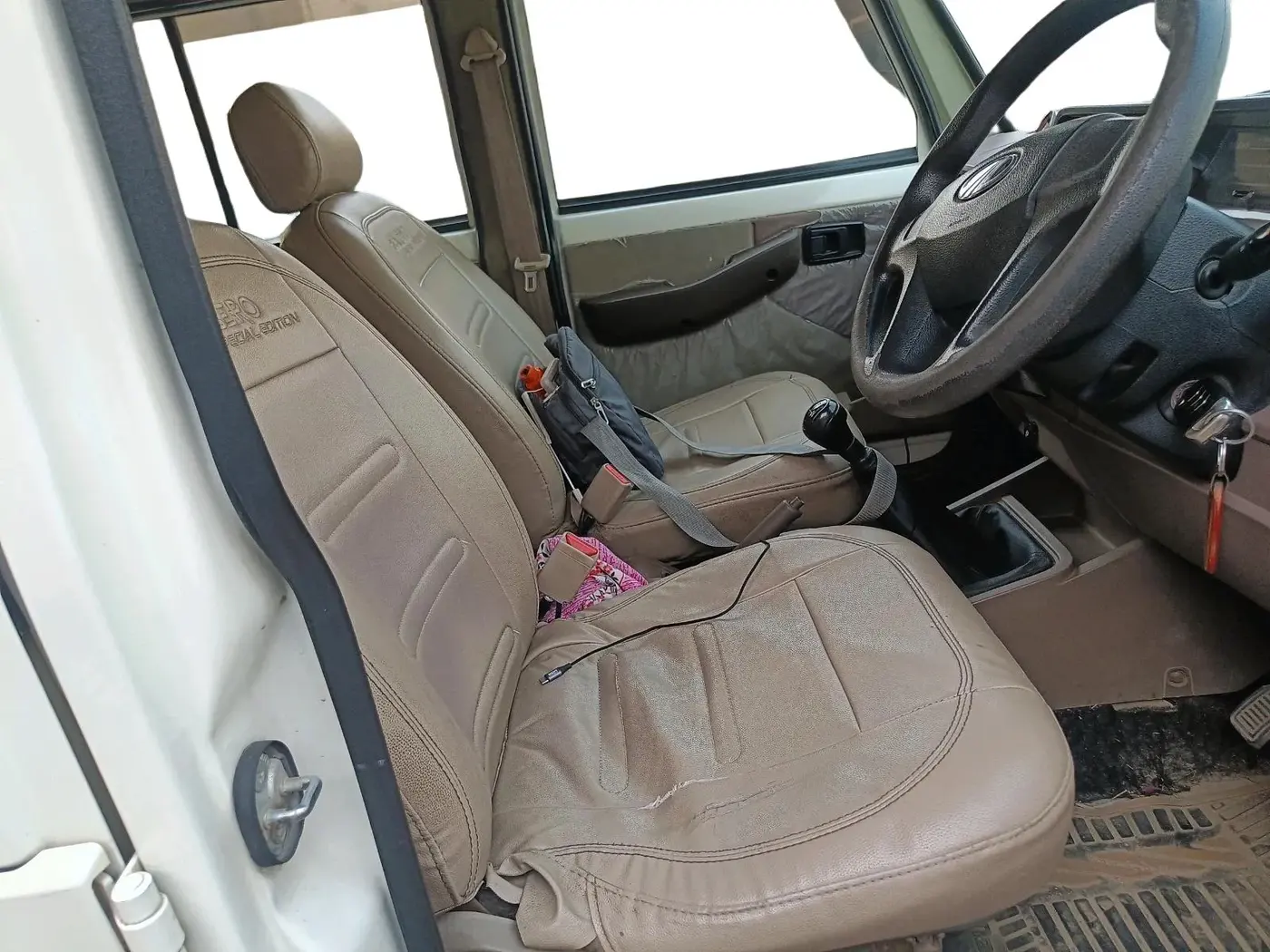 2020 Mahindra Bolero B6, Diesel, Manual, 1,04,223 km, interior