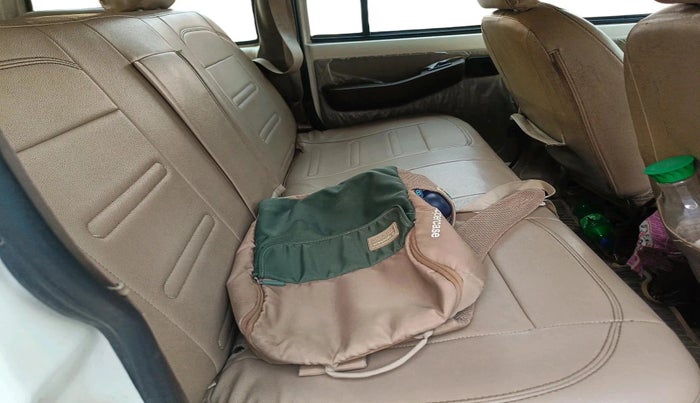 2020 Mahindra Bolero B6, Diesel, Manual, 1,04,223 km, interior