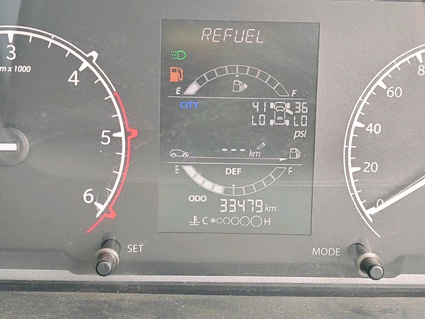 2022 Tata Safari XT PLUS, Diesel, Manual, 33,479 km, interior