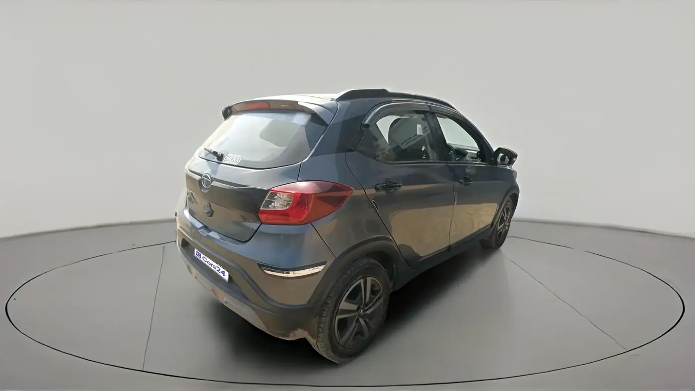 2022 Tata TIAGO NRG XZ MT, Petrol, Manual, 50,362 km, exterior