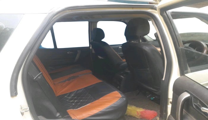 2018 Tata Safari Storme 2.2 VX 4X2, Diesel, Manual, 64,374 km, interior