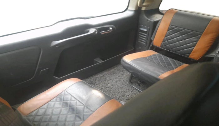 2018 Tata Safari Storme 2.2 VX 4X2, Diesel, Manual, 64,374 km, interior