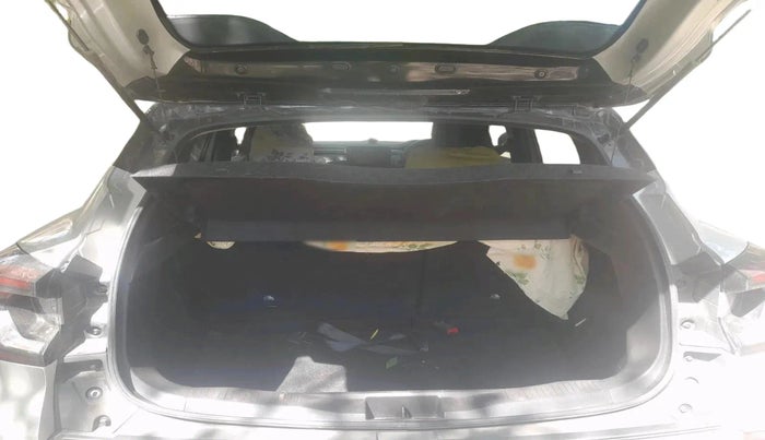 2022 Renault Kiger RXZ AMT, Petrol, Automatic, 34,937 km, exterior