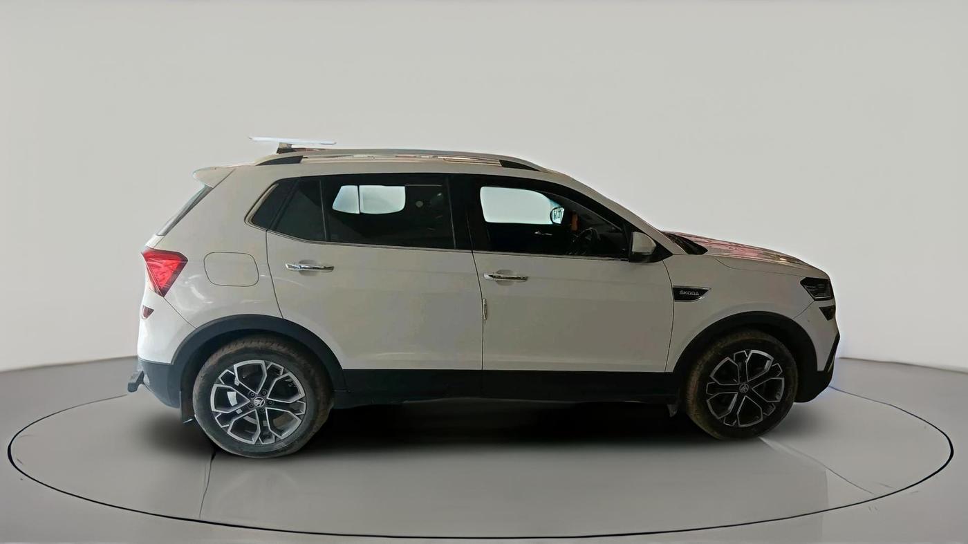 2022 Skoda KUSHAQ STYLE 1.0L TSI MT, Petrol, Manual, 20,864 km, exterior
