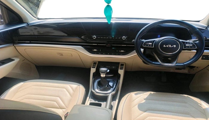 2022 KIA CARENS LUXURY 1.4 PETROL 7 STR, Petrol, Manual, 46,528 km, interior