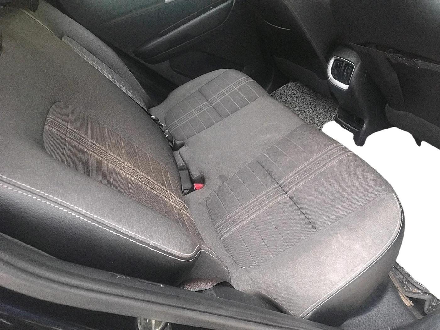 2024 KIA SONET HTK (O) 1.5 Diesel MT, Diesel, Manual, 55,800 km, interior