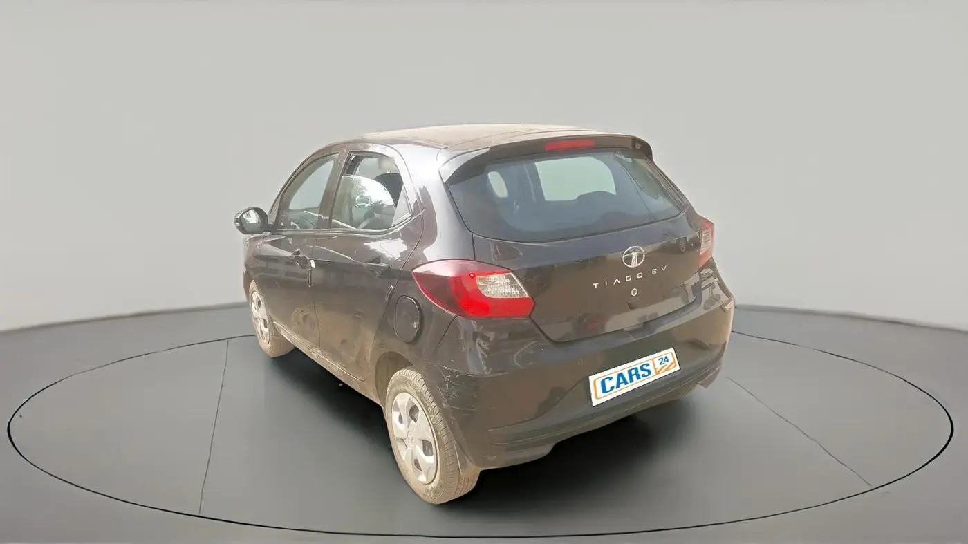 2023 Tata TIAGO EV XT MEDIUM RANGE, Electric, Automatic, 39,000 km, exterior