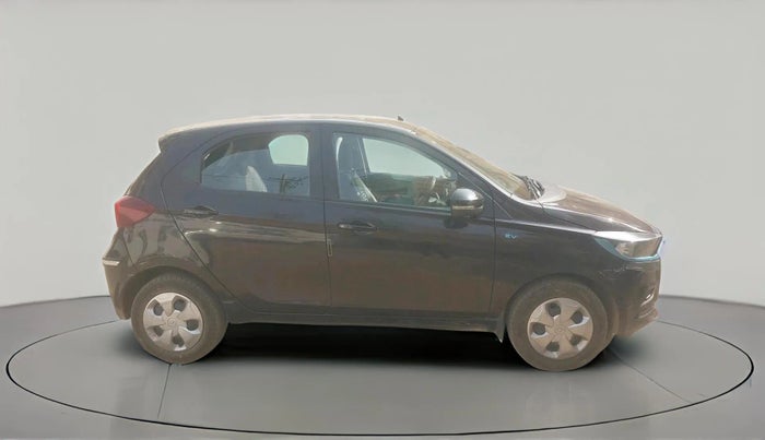 2023 Tata TIAGO EV XT MEDIUM RANGE, Electric, Automatic, 39,000 km, exterior