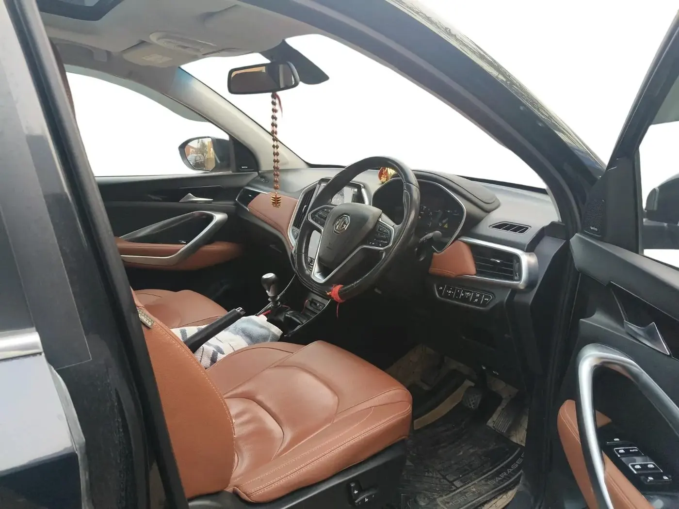 2020 MG HECTOR PLUS SHARP 2.0 DIESEL TURBO MT 6-STR, Diesel, Manual, 88,130 km, interior