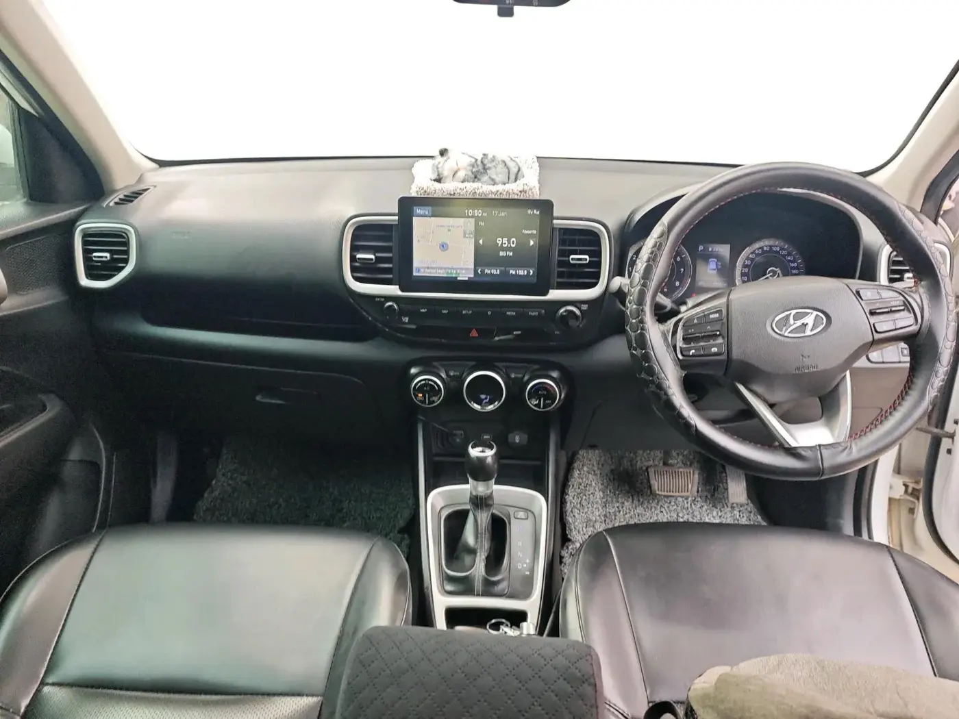 2019 Hyundai VENUE SX PLUS 1.0 TURBO DCT, Petrol, Automatic, 49,821 km, interior