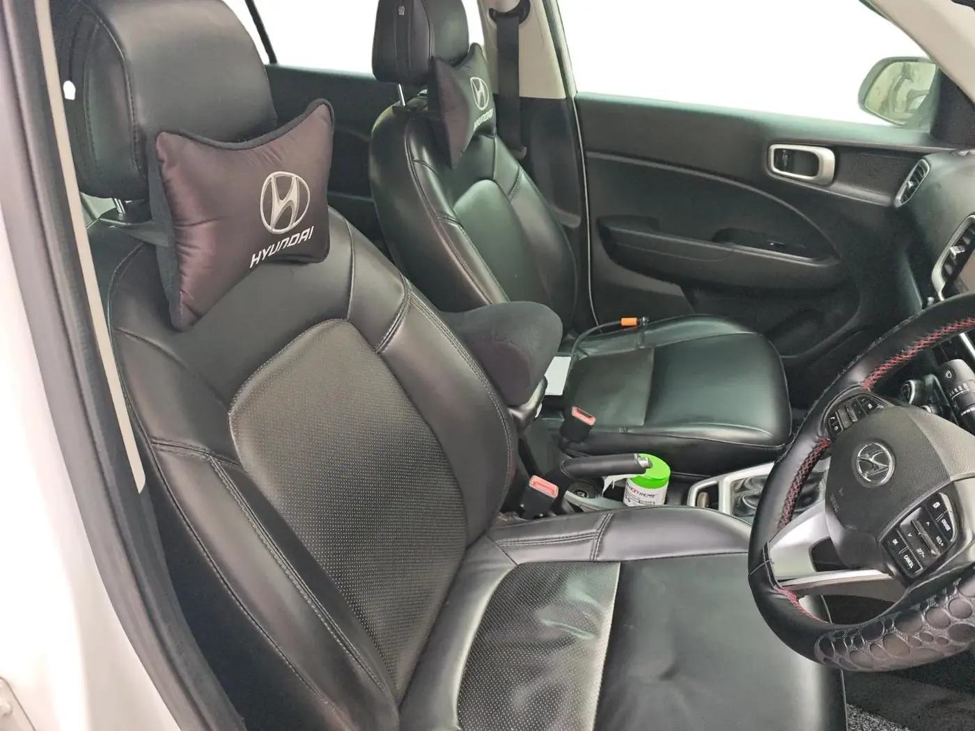 2019 Hyundai VENUE SX PLUS 1.0 TURBO DCT, Petrol, Automatic, 49,821 km, interior