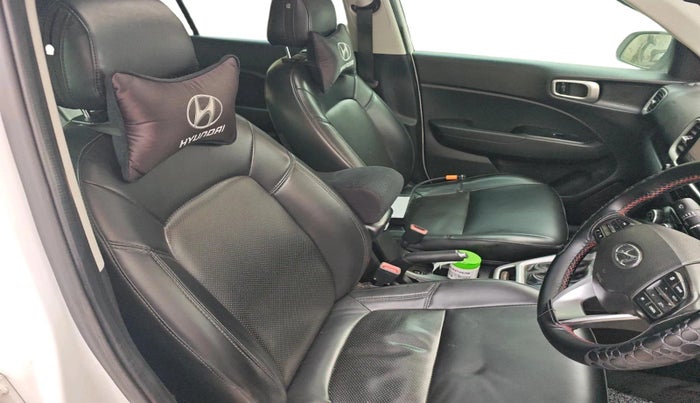 2019 Hyundai VENUE SX PLUS 1.0 TURBO DCT, Petrol, Automatic, 49,821 km, interior