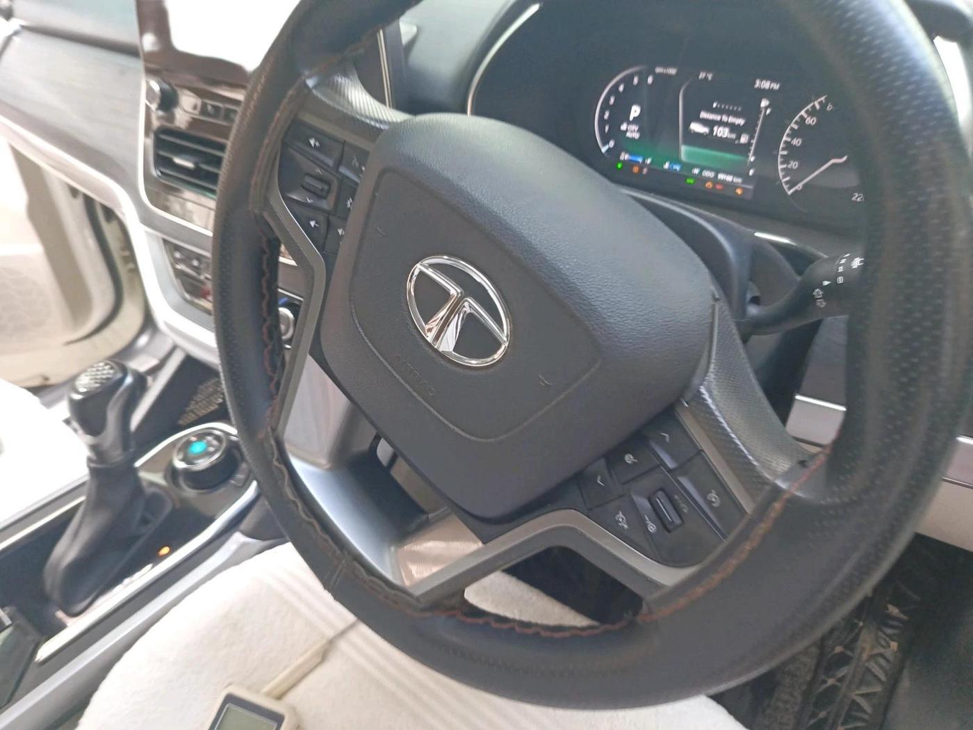 2021 Tata Safari XZA PLUS 6S, Diesel, Automatic, 99,160 km, interior