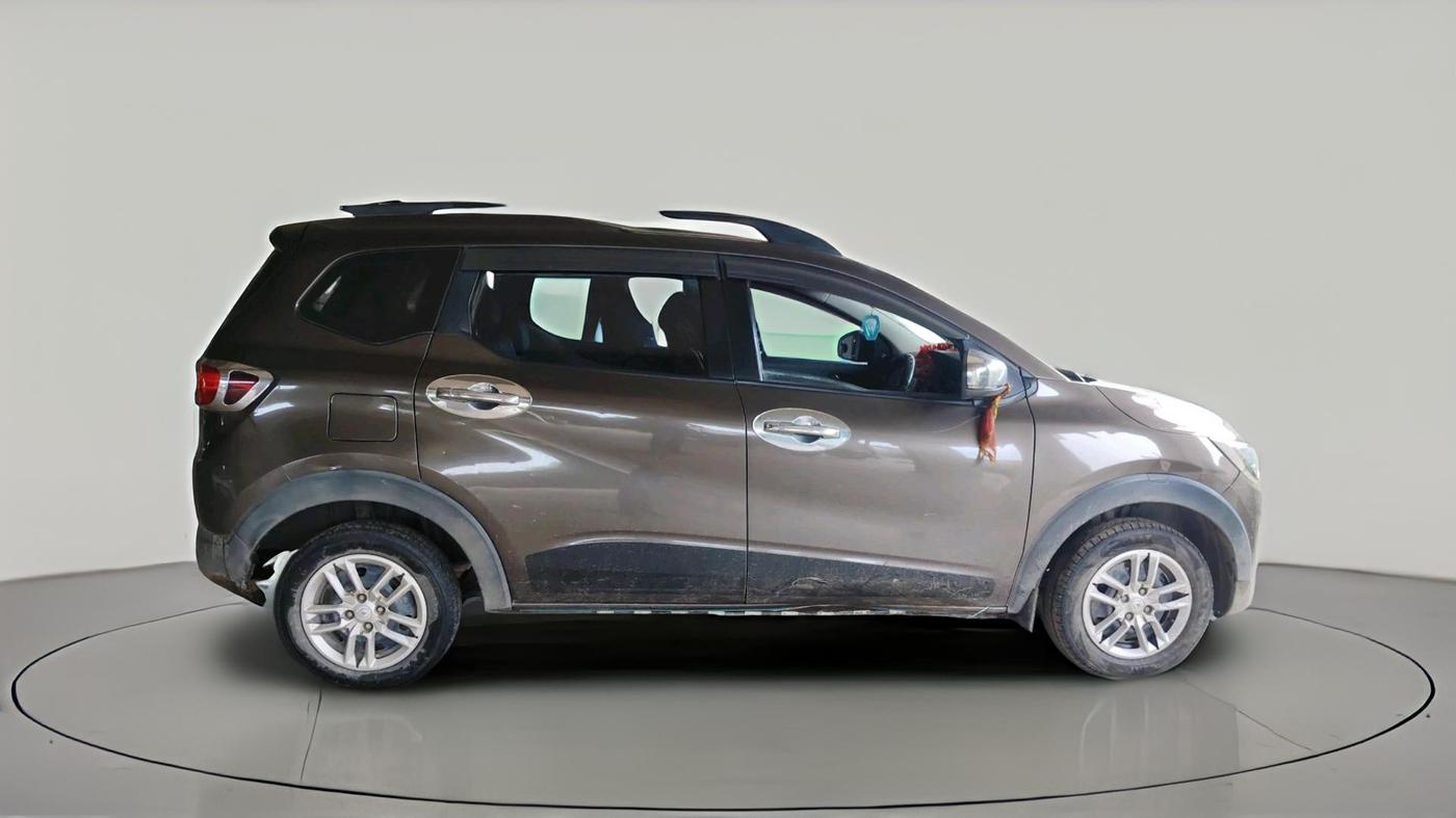 2021 Renault TRIBER RXT, CNG, Manual, 94,520 km, exterior
