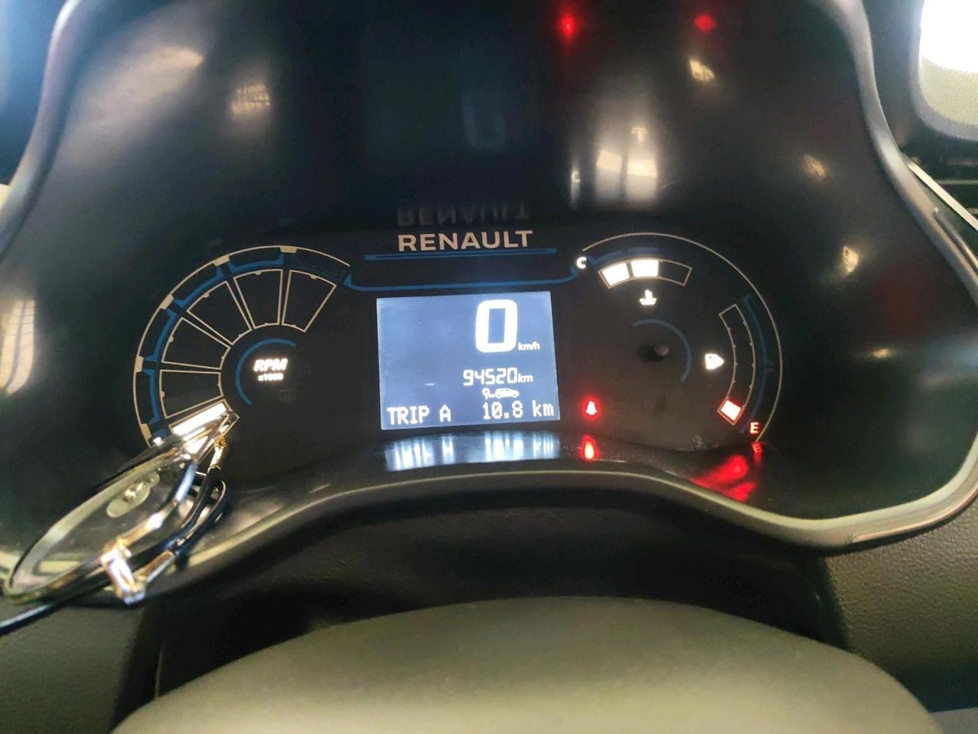 2021 Renault TRIBER RXT, CNG, Manual, 94,520 km, interior
