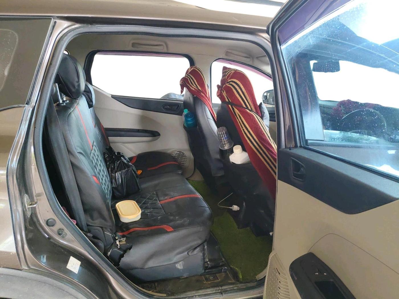 2021 Renault TRIBER RXT, CNG, Manual, 94,520 km, interior
