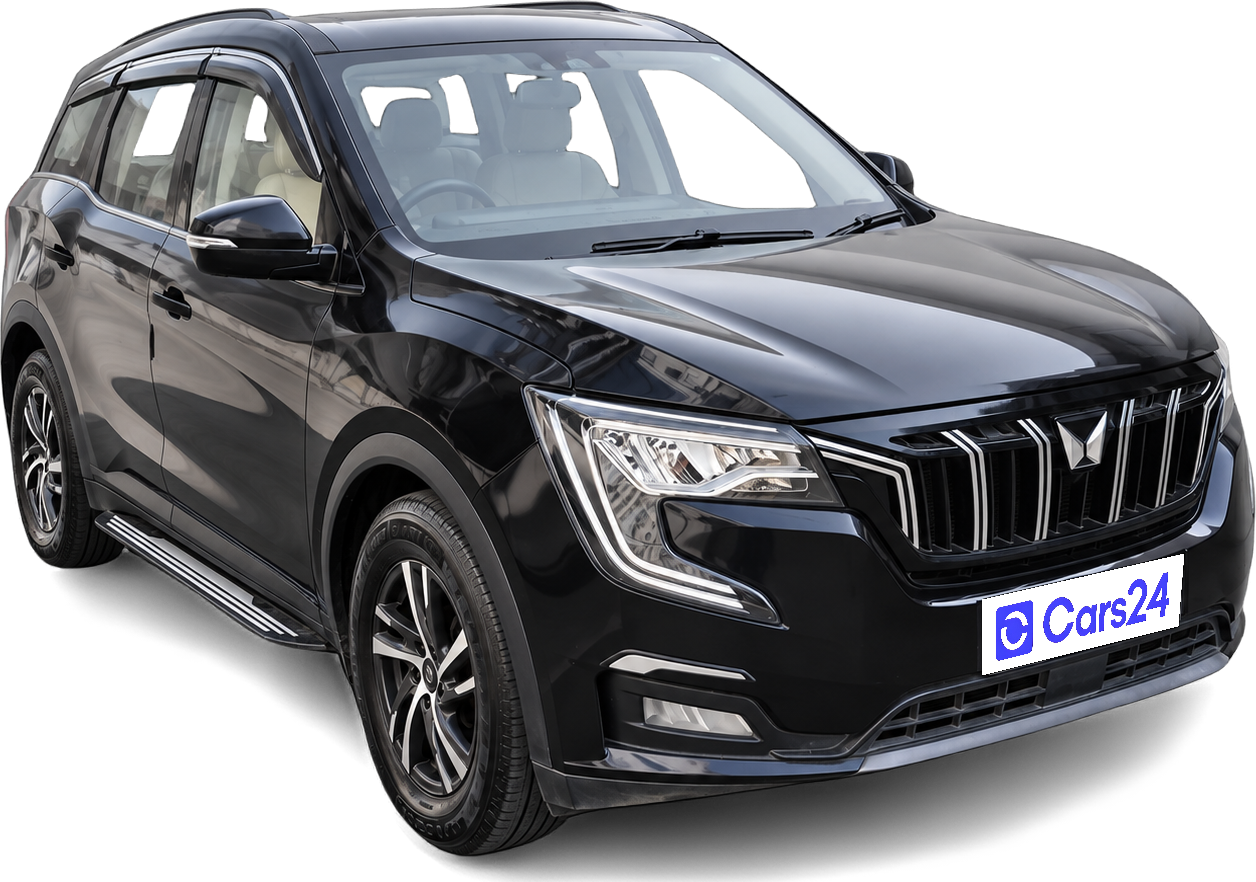 2023 Mahindra XUV700 - SUV - Petrol - Manual - ₹16.47 lakh
