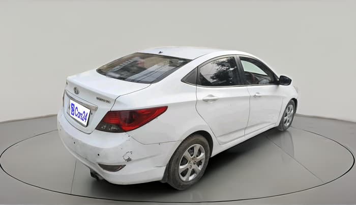 2013 Hyundai Verna FLUIDIC 1.6 CRDI, Diesel, Manual, 1,65,470 km, exterior