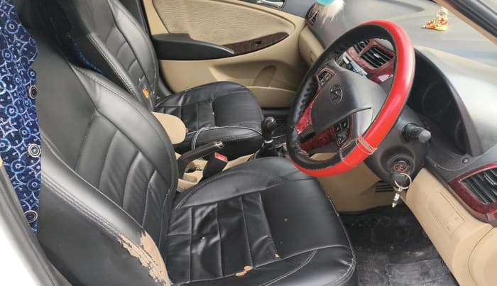 2013 Hyundai Verna FLUIDIC 1.6 CRDI, Diesel, Manual, 1,65,470 km, interior
