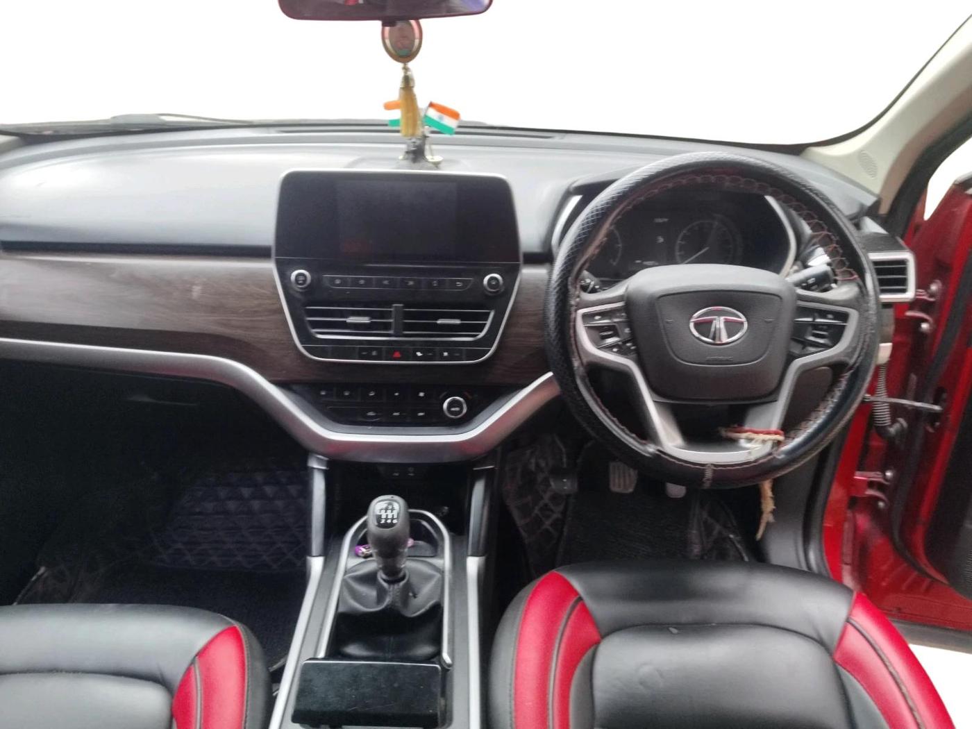 2021 Tata Harrier XT PLUS 2.0L KRYOTEC, Diesel, Manual, 44,097 km, interior