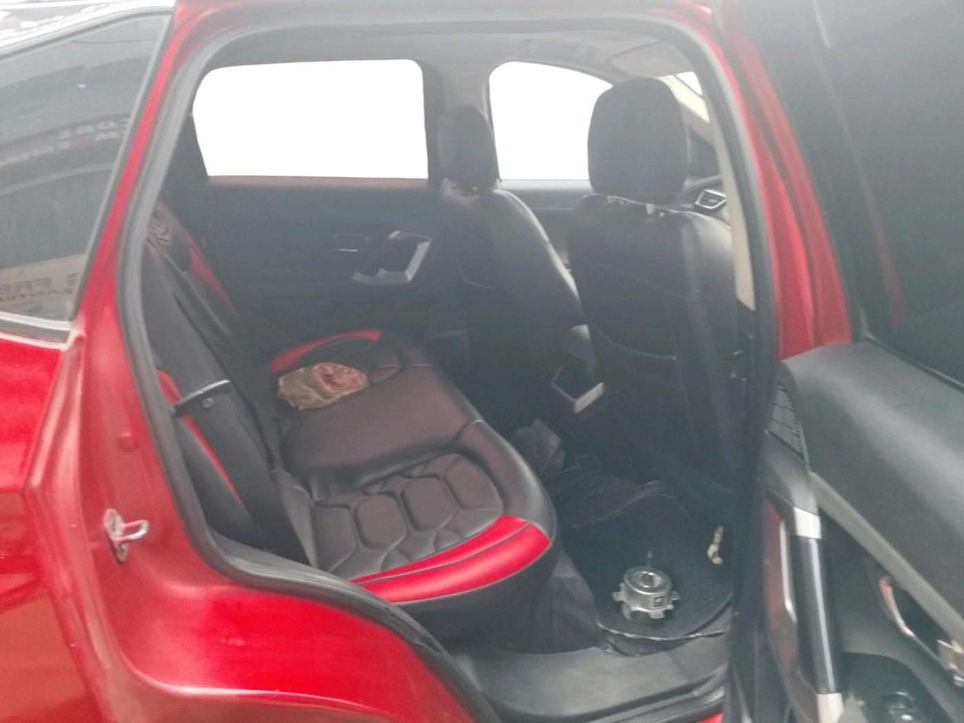 2021 Tata Harrier XT PLUS 2.0L KRYOTEC, Diesel, Manual, 44,097 km, interior