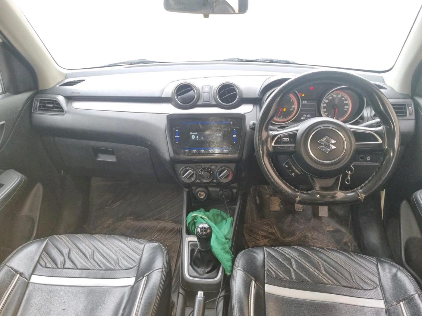 2022 Maruti Swift VXI, Petrol, Manual, 98,100 km, interior