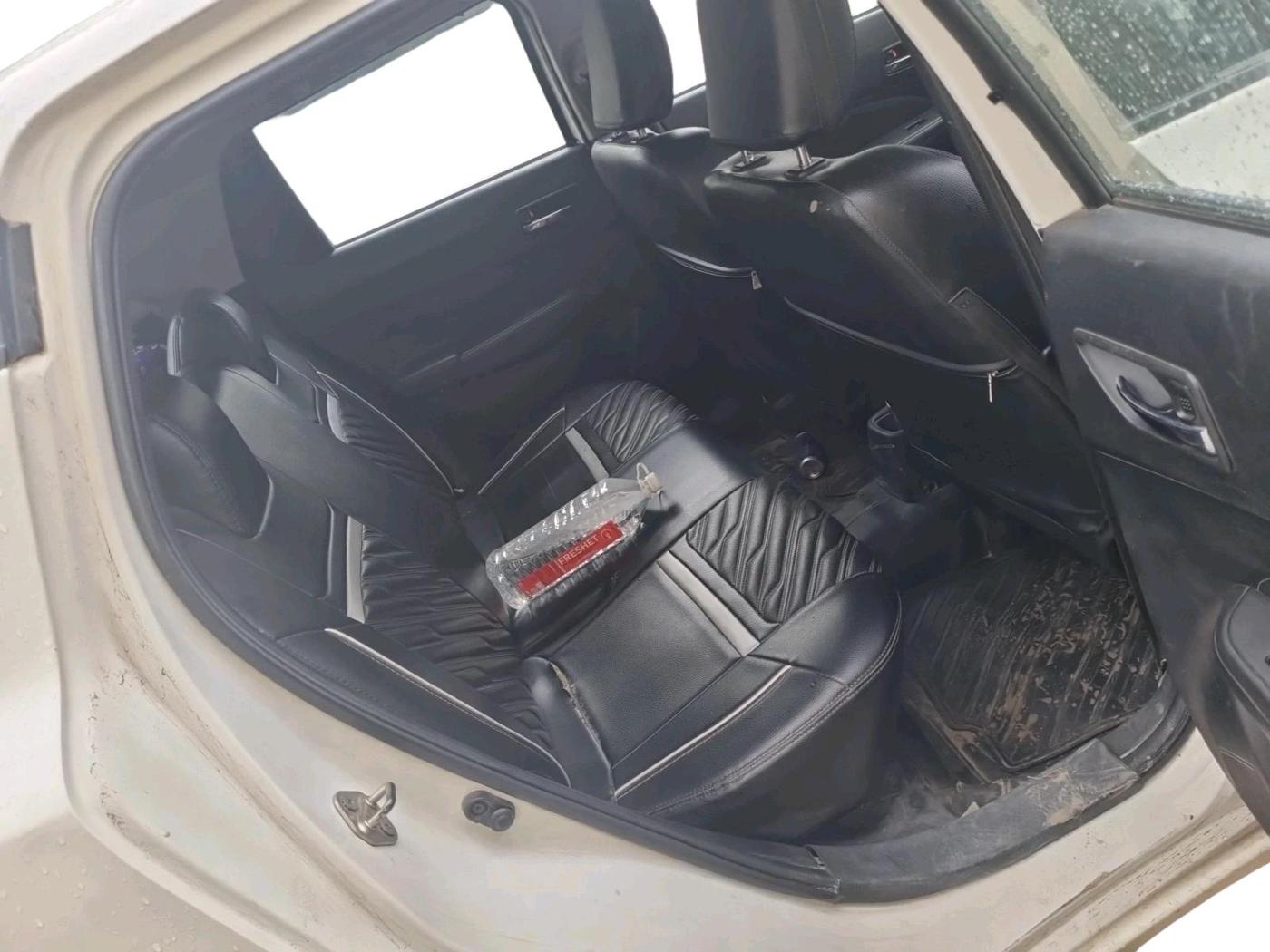 2022 Maruti Swift VXI, Petrol, Manual, 98,100 km, interior