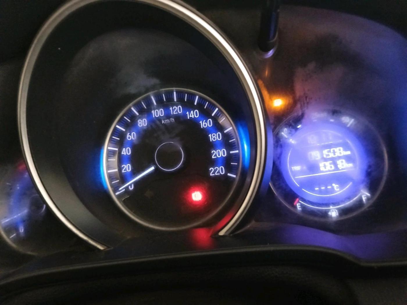 2019 Honda WR-V 1.5L I-DTEC VX MT, Diesel, Manual, 91,508 km, interior