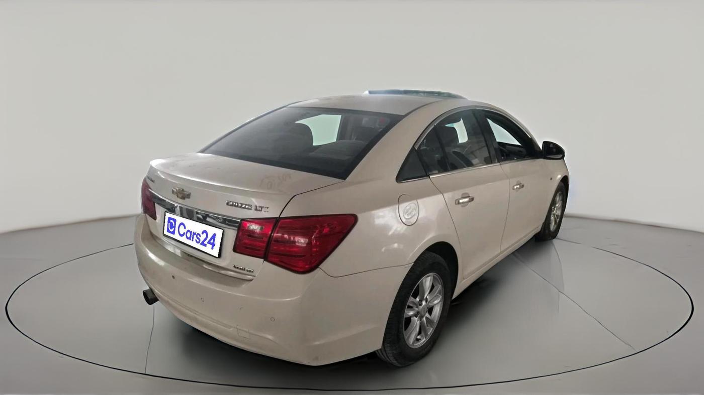 2014 Chevrolet Cruze LTZ AT, Diesel, Automatic, 1,15,633 km, exterior