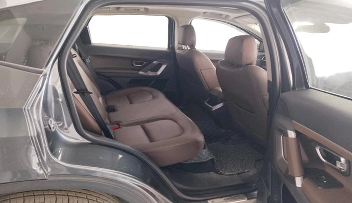 2023 Tata Harrier XZ PLUS 2.0L, Diesel, Manual, 96,312 km, interior