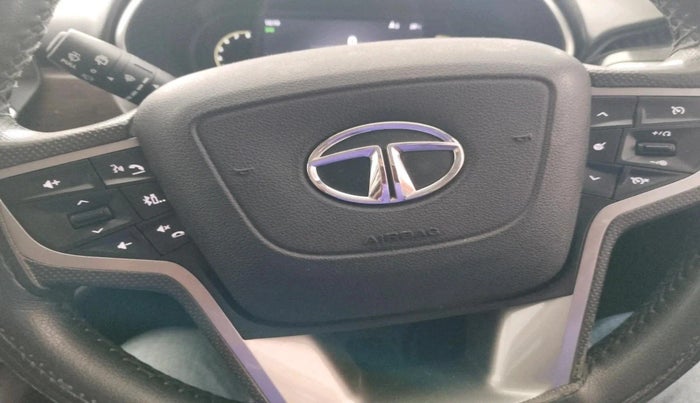 2023 Tata Harrier XZ PLUS 2.0L, Diesel, Manual, 96,312 km, interior