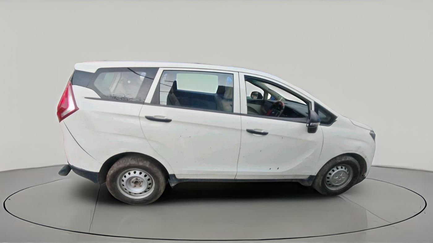 2019 Mahindra MARAZZO M2 8 STR, Diesel, Manual, 57,917 km, exterior