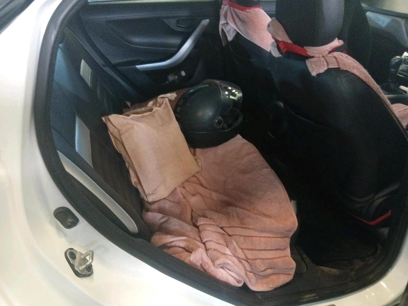 2022 Tata NEXON XM SUNROOF PETROL, Petrol, Manual, 37,253 km, interior