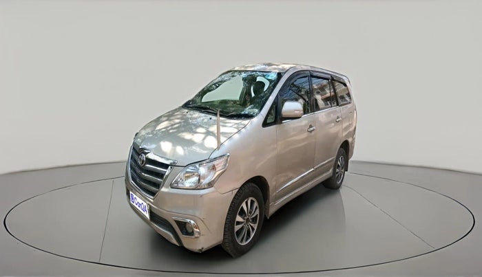 2015 Toyota Innova 2.5 ZX 7 STR, Diesel, Manual, 89,412 km, exterior