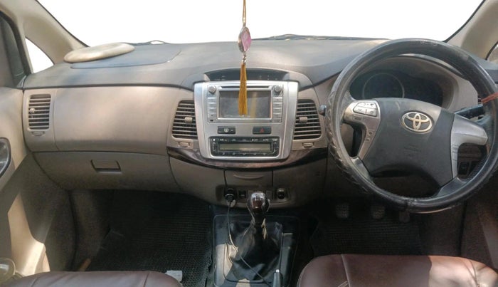 2015 Toyota Innova 2.5 ZX 7 STR, Diesel, Manual, 89,412 km, interior