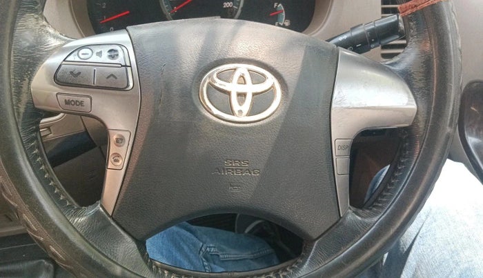 2015 Toyota Innova 2.5 ZX 7 STR, Diesel, Manual, 89,412 km, interior