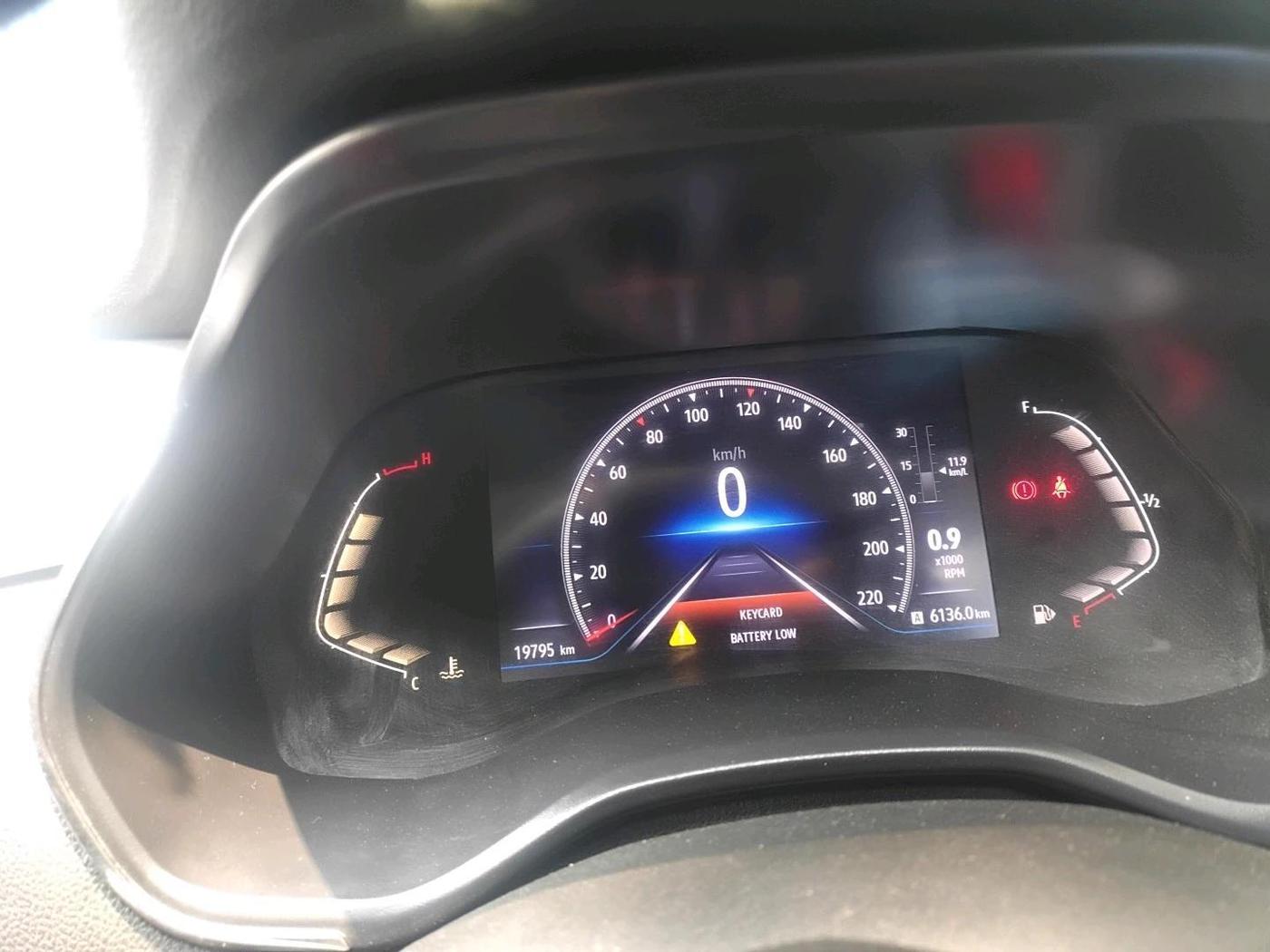2024 Renault TRIBER RXZ, Petrol, Manual, 19,795 km, interior