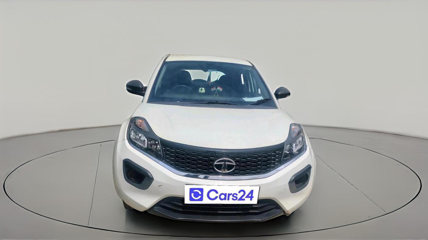 2019 Tata NEXON XM PETROL, Petrol, Manual, 33,847 km, exterior