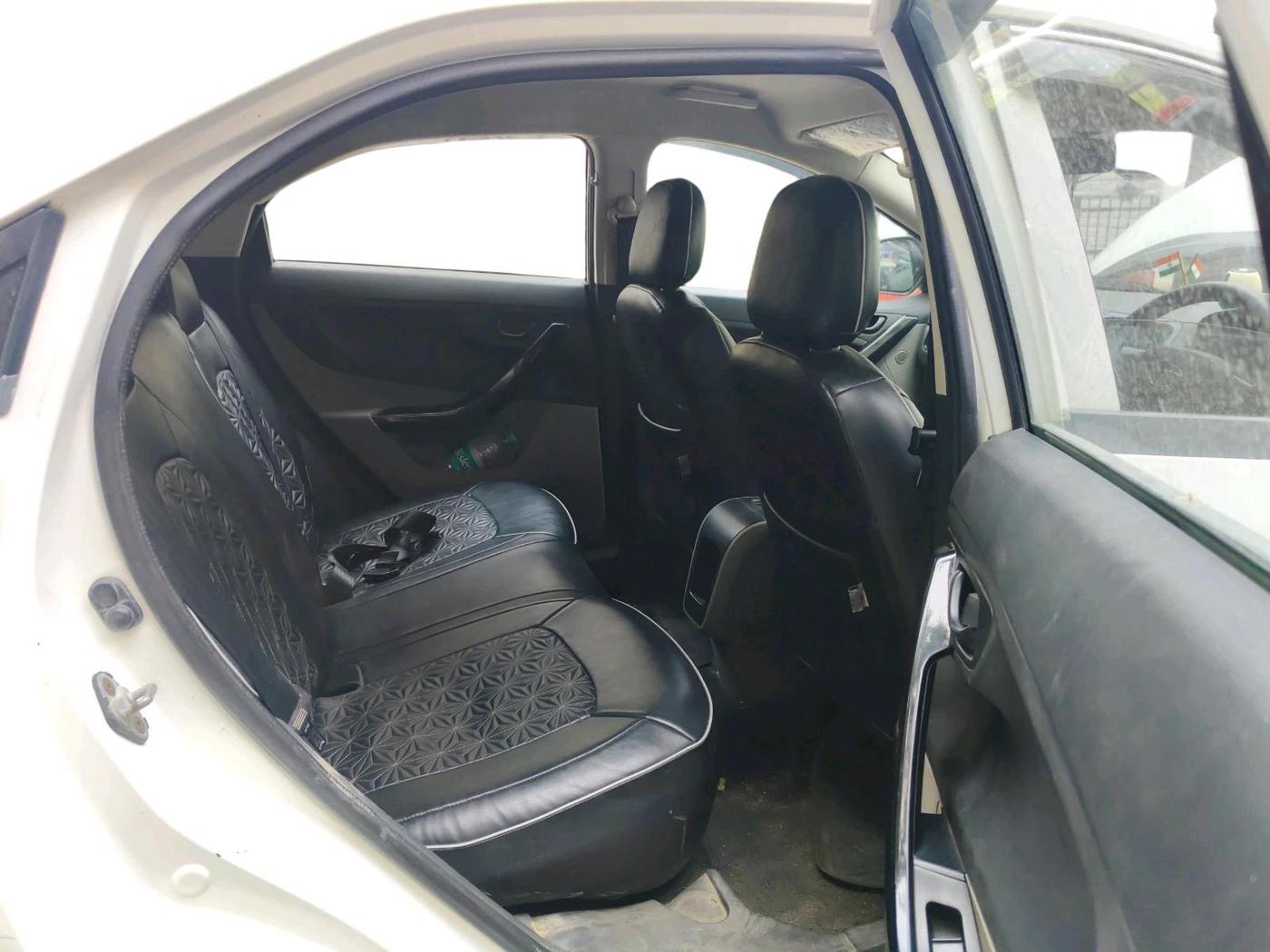 2019 Tata NEXON XM PETROL, Petrol, Manual, 33,847 km, interior