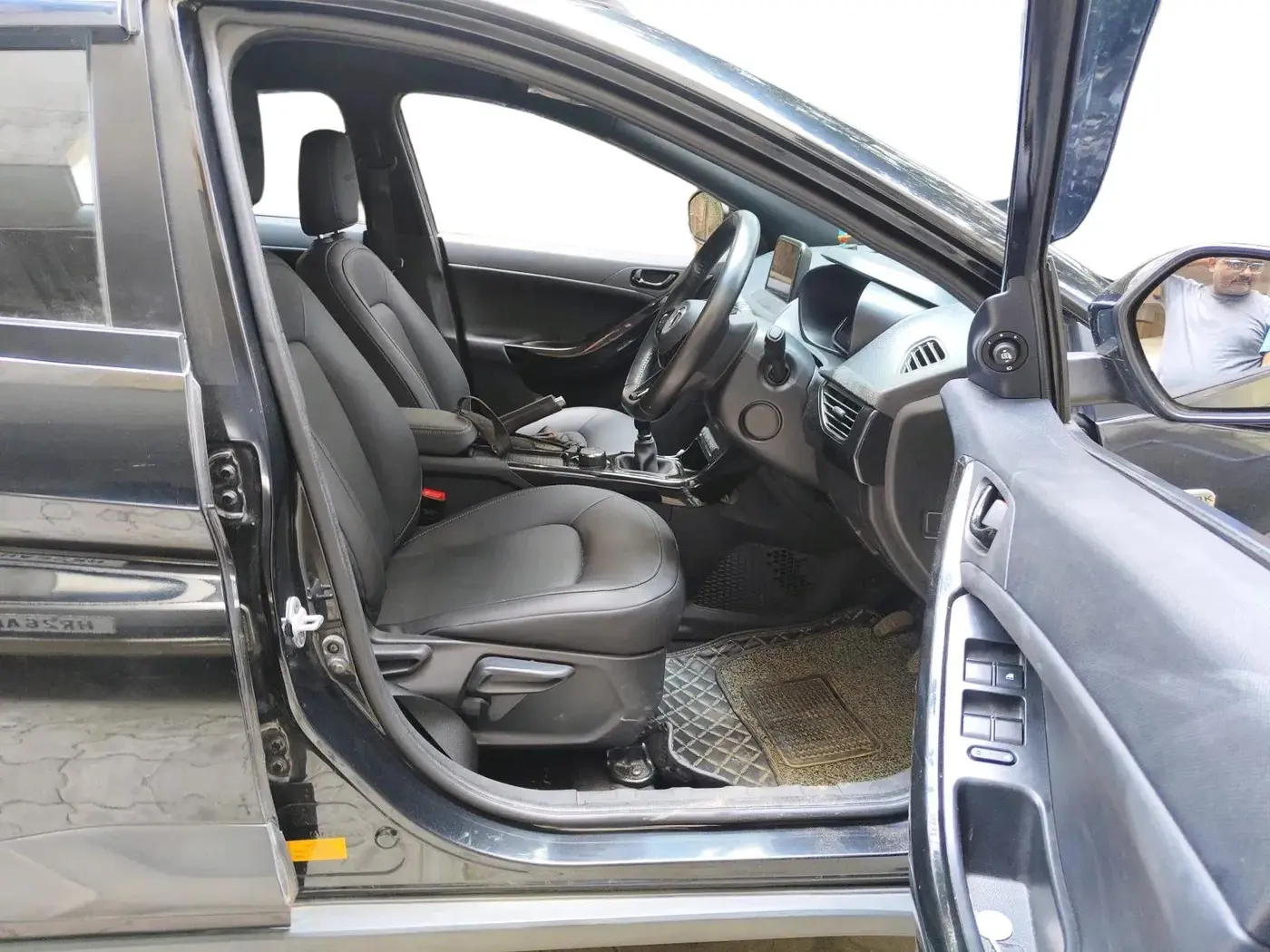 2023 Tata NEXON XZ PLUS PETROL DARK EDITION, Petrol, Manual, 15,402 km, interior