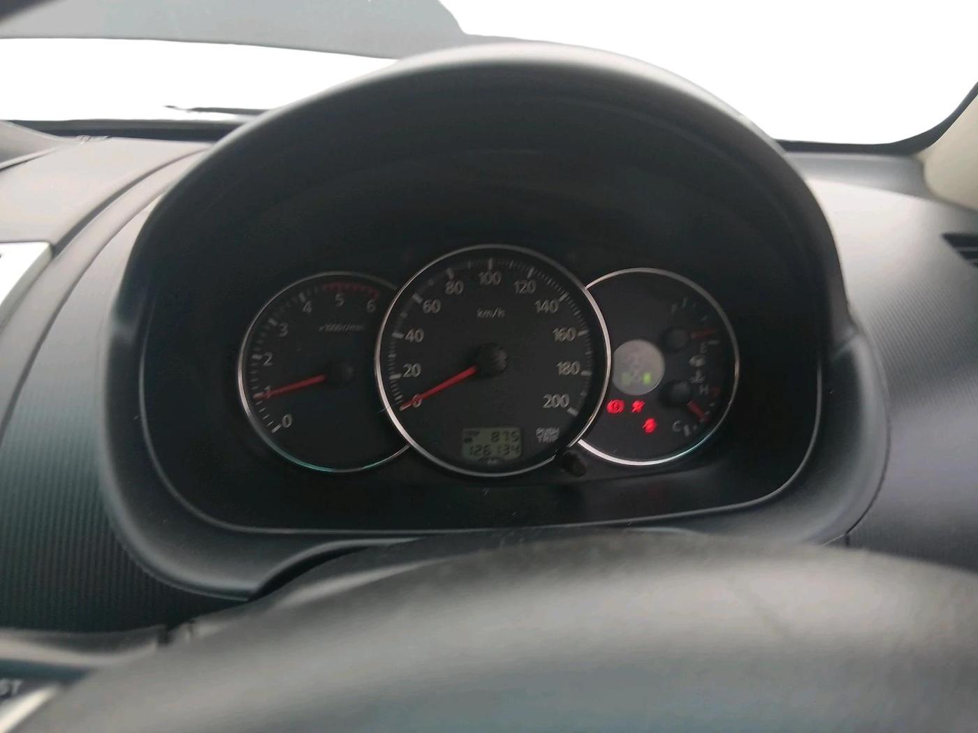 2014 Mitsubishi Pajero Sport 2.5 MT 4X4, Diesel, Manual, 1,26,134 km, interior