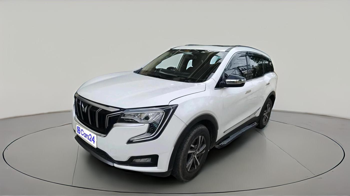 2023 Mahindra XUV700 AX 5 D AT 5 STR, Diesel, Automatic, 35,692 km, exterior