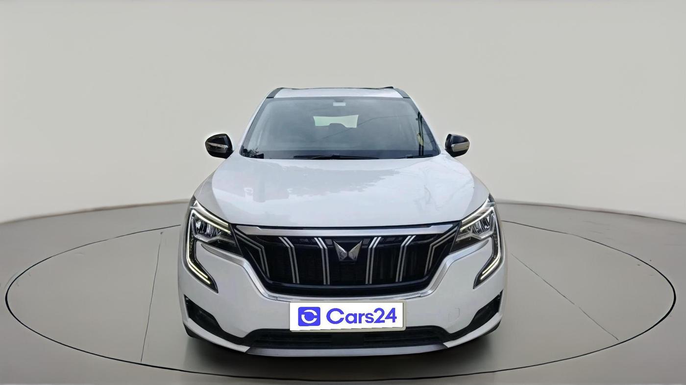 2023 Mahindra XUV700 AX 5 D AT 5 STR, Diesel, Automatic, 35,692 km, exterior