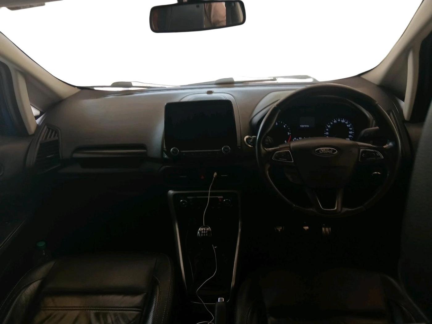 2018 Ford Ecosport TITANIUM + 1.5L DIESEL, Diesel, Manual, 1,75,000 km, interior