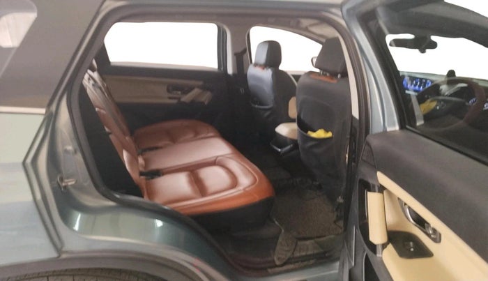 2022 Tata Safari XZ PLUS, Diesel, Manual, 98,850 km, interior