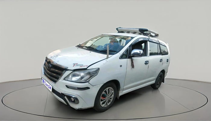 2013 Toyota Innova 2.5 GX 8 STR, Diesel, Manual, 3 km, exterior